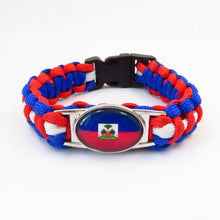Charger l'image dans la galerie, Bracelet drapeau Haïti fait main.
