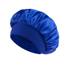 Charger l'image dans la galerie, La Couronne de Soie - Bonnet de Nuit en Satin pour Femme – Le Secret pour des cheveux éclatants au Réveil.
